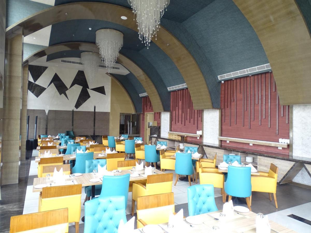 The Grand Arc Hotel & Convention Centre Shahjahanpur Exteriér fotografie
