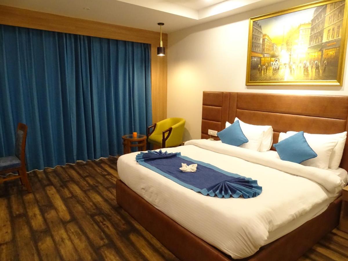 The Grand Arc Hotel & Convention Centre Shahjahanpur Exteriér fotografie