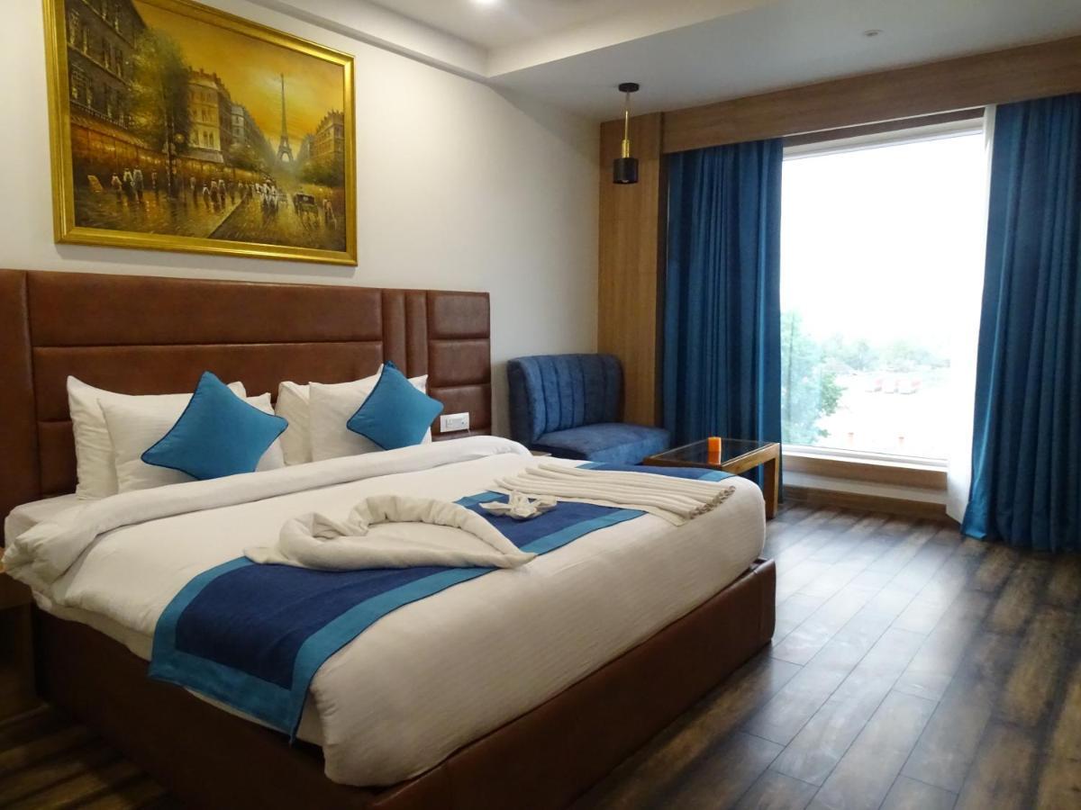 The Grand Arc Hotel & Convention Centre Shahjahanpur Exteriér fotografie