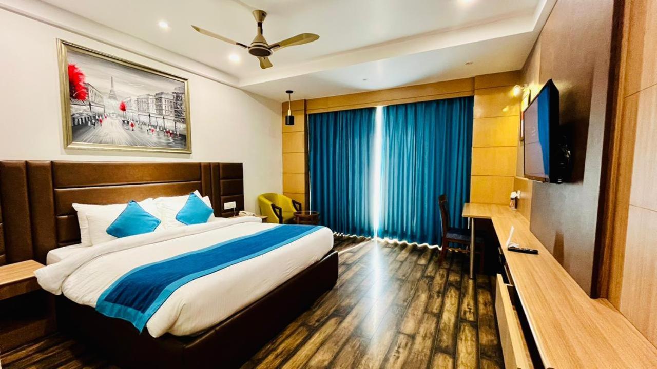 The Grand Arc Hotel & Convention Centre Shahjahanpur Exteriér fotografie